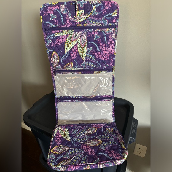 Vera Bradley Hanging Organizer NWT - Picture 4 of 5